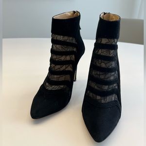Chelsea Paris Lace Ankle Booties size 6